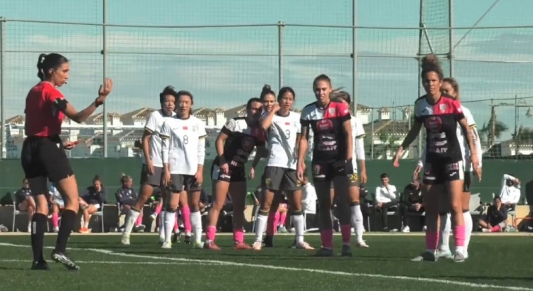 唐佳麗梅開二度、邵子欽破門，中國女足3-2擊敗Alhama俱樂部女足