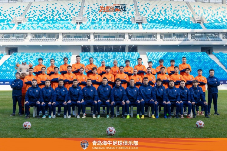  青島海牛一線隊(duì)名單：老將鄭龍、薩里奇坐鎮(zhèn)，金洋洋等新援在列