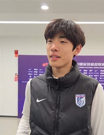  國(guó)青歸來上演中超首秀，朱鵬宇：感覺很好，場(chǎng)上大哥們很支持我