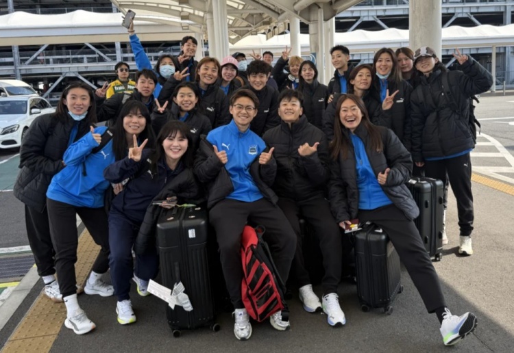  武漢女足前往日本參加女足亞冠！王霜曬照：日本，我們來(lái)了