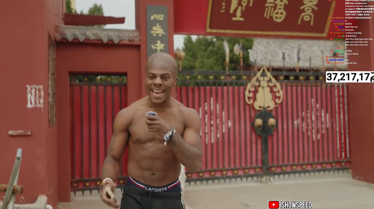  光頭造型！Speed中國(guó)行來(lái)到鄭州少林寺，上香拜佛學(xué)功夫